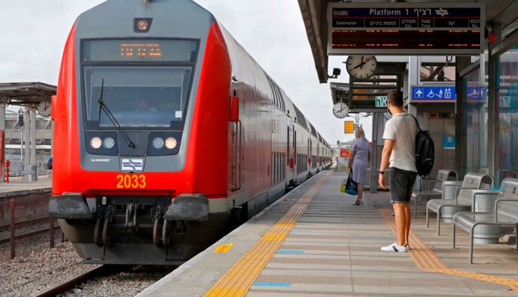 قطار يدهس مهاجرا مغربيا بإيطاليا