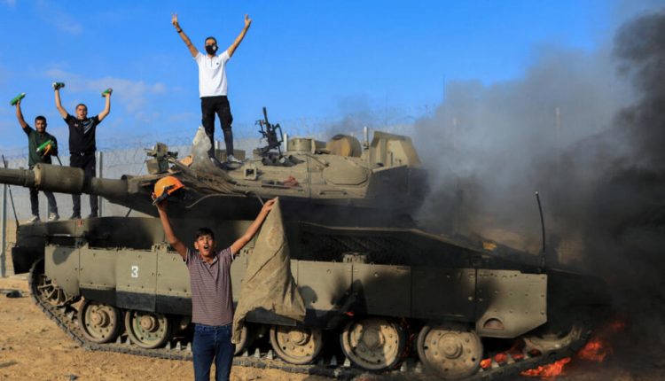 حماس تبدأ عملية “طوفان الأقصى” وتطلق 5 آلاف صاروخ في اتجاه إسرائيل