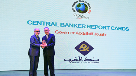 أفضل محافظي البنوك المركزية في العالم.. السيد الجواهري ينال بمراكش جائزة "غلوبال فاينانس"