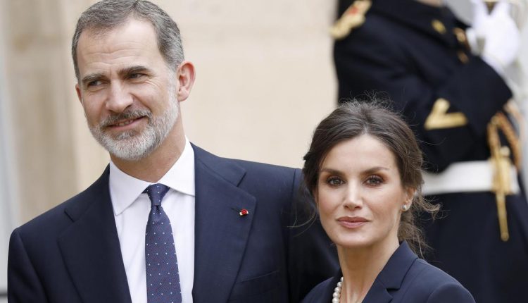 إسبانيا : الملك يكلف سانشيز بتشكيل الحكومة