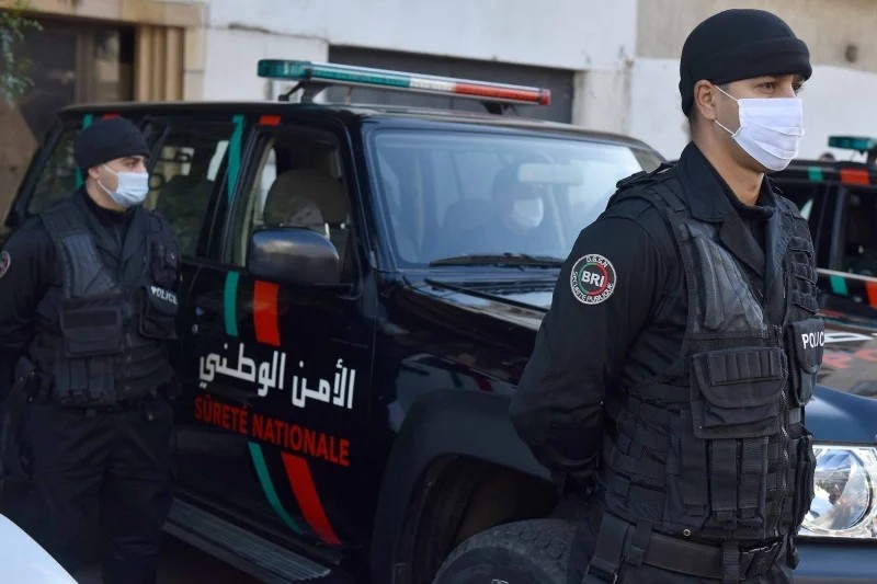 قوات الشرطة تنفذ عملية ضد الإرهاب في مدينة الداخلة