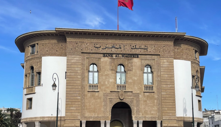 بنك المغرب يبقي سعر الفائدة محصورا في 3 بالمائة