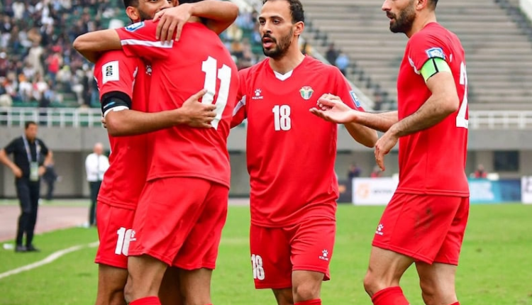 بقيادة عموتة.. المنتخب الأردني يسحق نظيره الباكستاني بسباعية نظيفة