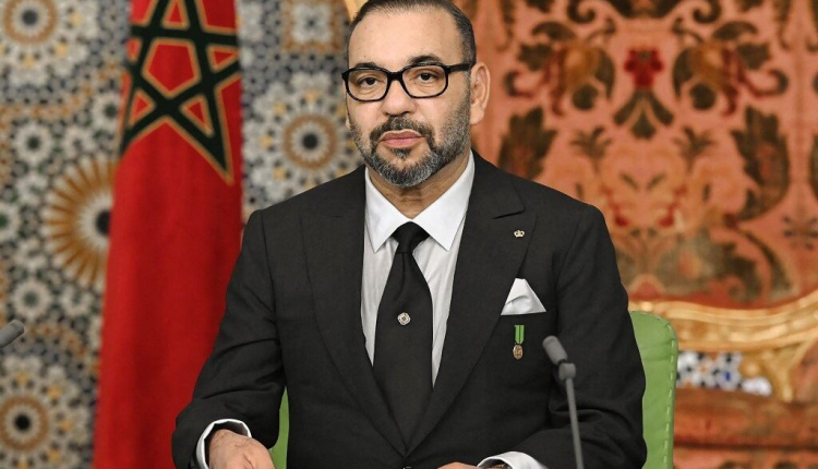 جلالة الملك يعزي أفراد أسرة المرحومة الإعلامية فاطمة الوكيلي