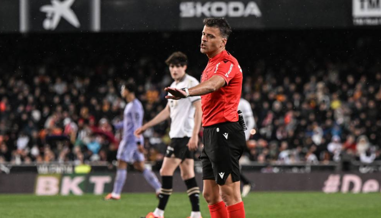 إيقاف حكم مباراة ريال مدريد وفالنسيا