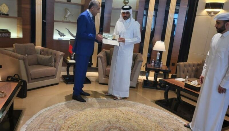 حموشي يتباحث مع كبار المسؤولين الأمنيين القطريين