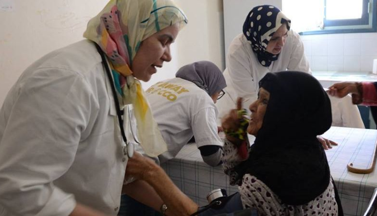 القافلة الطبية متعددة الاختصاصات تحط الرحال بالعيون