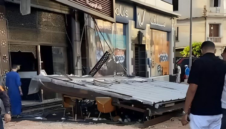 انهيار واجهة مطعم في الدار البيضاء يخلف إصابات