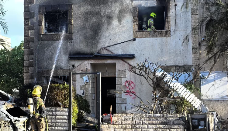 حزب الله يقصف مطارين وقاعدة ومصنعا للمتفجرات بعمق الشمال الإسرائيلي