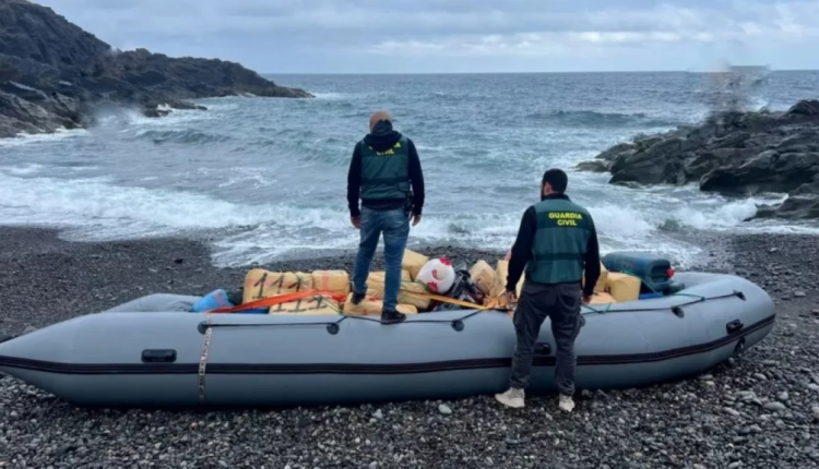 إحباط عملية تهريب 4.7 طن من الحشيش