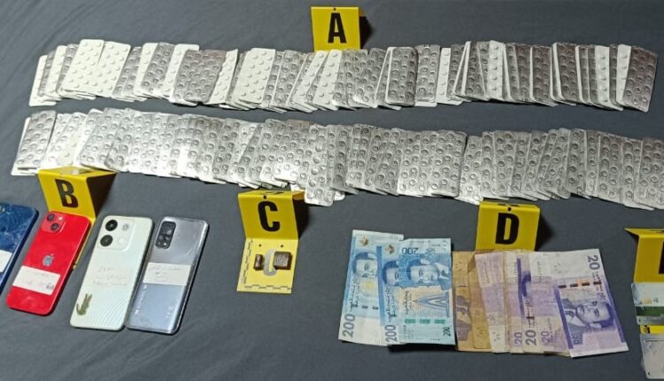 توقيف خمسة أشخاص في حيازة المخدرات