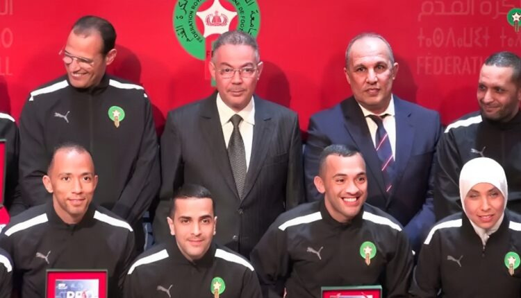 الجامعة الملكية المغربية لكرة القدم تسلم لمجموعة من الحكام المغاربة الشارة الدولية