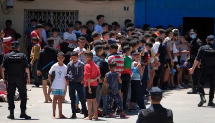 إزدحام بمراكز إيواء القاصرين في سبتة المحتلة وسط تأخر في تنفيذ عملية التوزيع الإقليمي