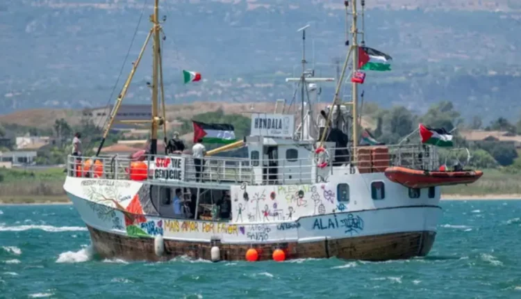 إنطلاق سفينة "حنظلة" من إيطاليا لكسر الحصار عن غزة