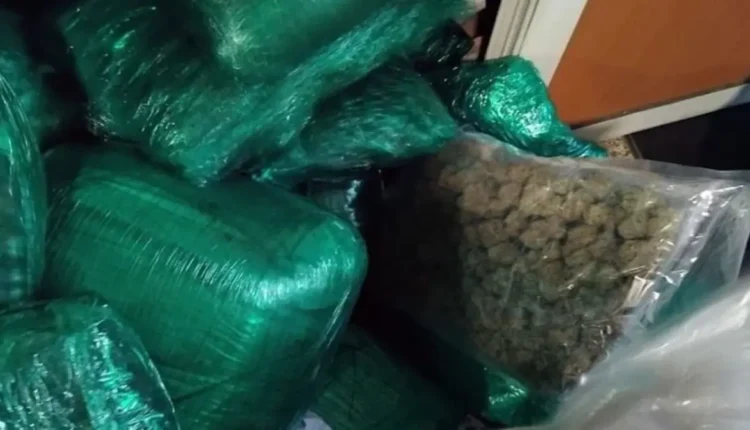 توقيف مواطنان كنديان بمطار محمد الخامس متلبسين بتهريب الممنوعات