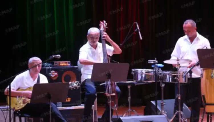 الأوركسترا السيمفونية تمتع جمهور البيضاء بمناسبة عيد العرش المجيد