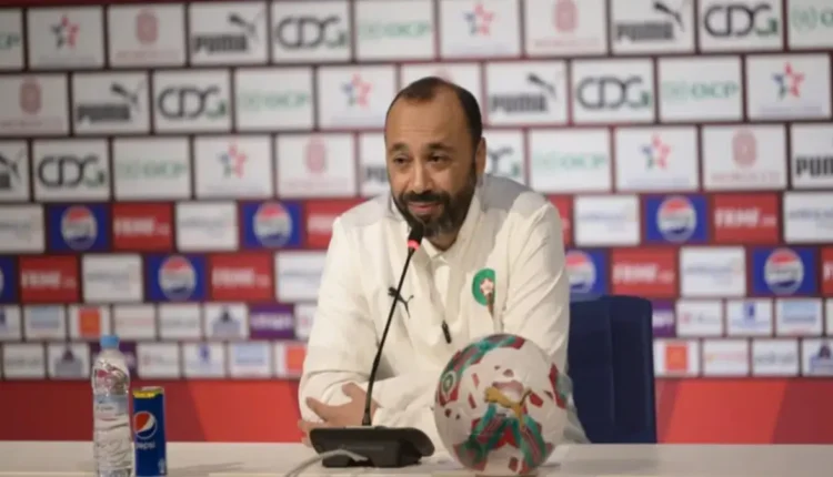 السكتيوي يوضح دوافع استبعاد مواليد 2000 من لائحة "الشان"