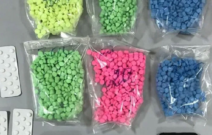 حجز 2000 قرص إكستازي