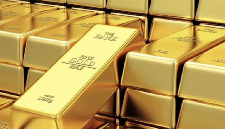 الذهب يتراجع مع تزايد التوقعات برفع أسعار الفائدة الأمريكية